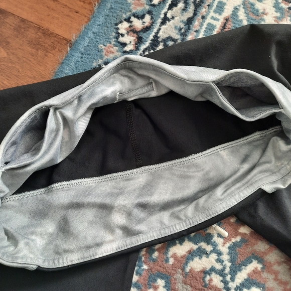 Lululemon | Crop leggings with ruffle detail - Picture 7 of 7